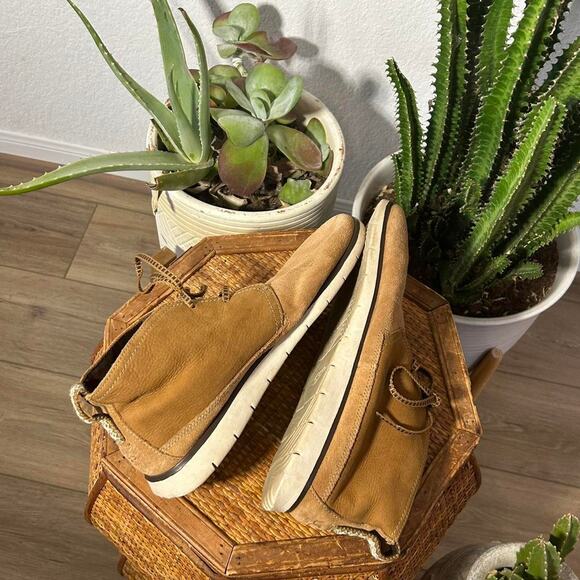 UGG Freamon Waterproof Chukka Boot Tan suede ankle boots with a boho vibe - Picture 3 of 8